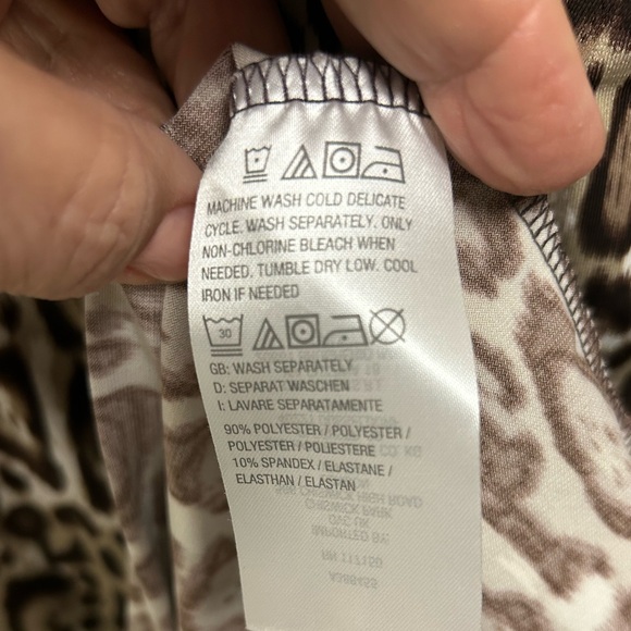 Belle by Kim Gravel Leopard Print Zip-Pocket Top in Brown and Cream - Picture 7 of 8